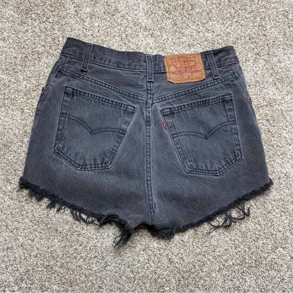 Vintage Levi’s 501 Cut-Off Denim High Waisted Shorts Black Gray - Picture 4 of 9